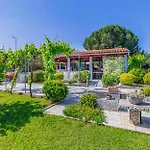 Istriensonne 0756 - Garten-paradies Mit Pool Ferienhaus