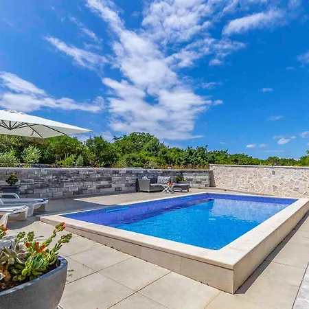 Istriensonne 0756 - Garten-paradies Mit Pool *