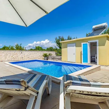 Nyaraló Istriensonne 0756 - Garten-paradies Mit Pool *