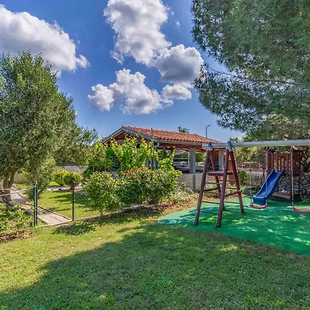 Istriensonne 0756 - Garten-paradies Mit Pool *